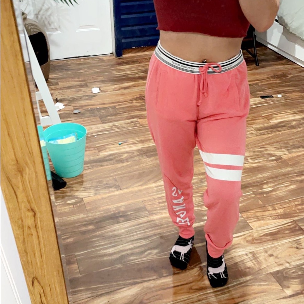 VICTORIA SECRET JOGGER SWEATPANTS